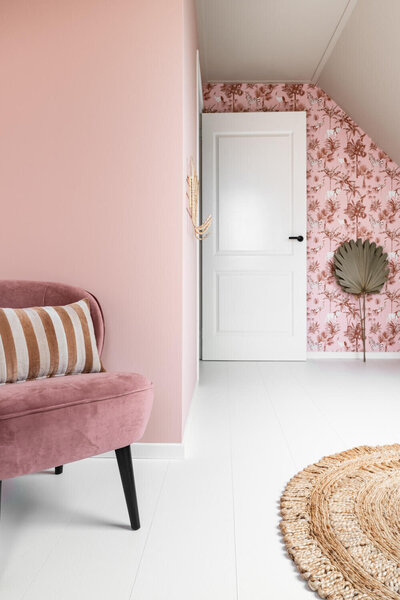 Roze kinderkamer inrichting door Marlinde Interieurontwerp