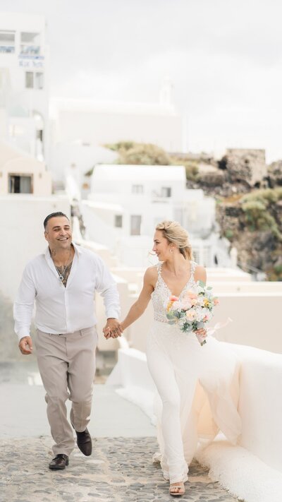 Santorini wedding photographer