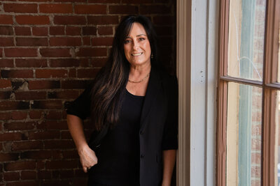 Maven + Grace Top Salon McMinnville