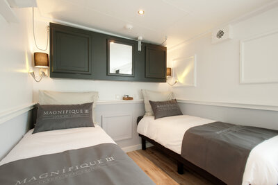 Magnifique_3_cabin_twin_2-1-scaled