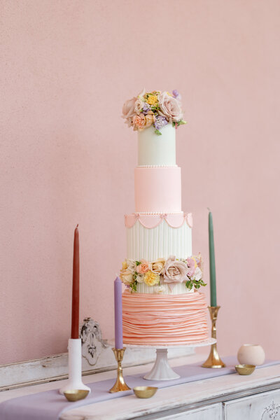 Berlez-Aspen-Avenue-Chicago-Wedding-Photographer-The-Ringling-glass-house-rentals-Over-The-Moon-victoria-bloom-ssrq-3