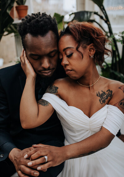 Nashville Elopement Photographer captures couple hugging during bridal portraits
