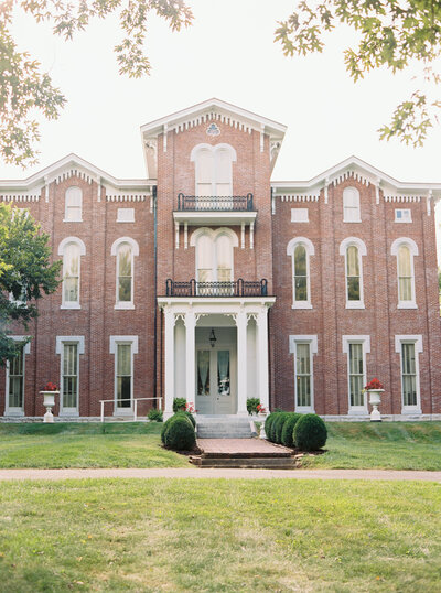 Summer Wedding at White Hall Lexington Kentucky