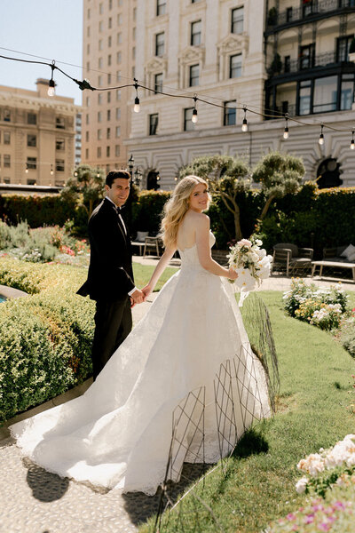 Glamorous San Francisco Fairmont wedding in the Gold Room.