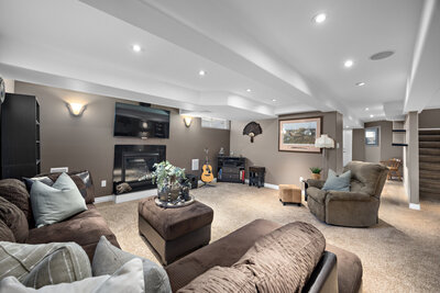 615 Oxbow rec room (2)