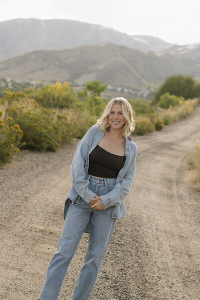 A mountainportrait session with Vail wedding photographer, Samantha Ruscher.