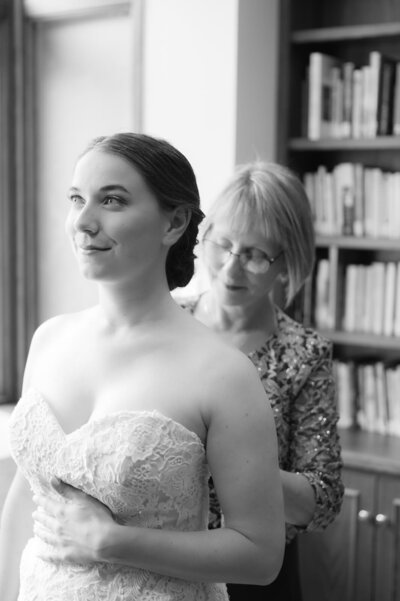 Convenant Church Summer wedding rochester MN | Odumaphotography9