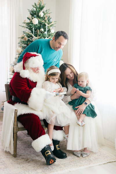 Northwest Arkansas newborn photography studio