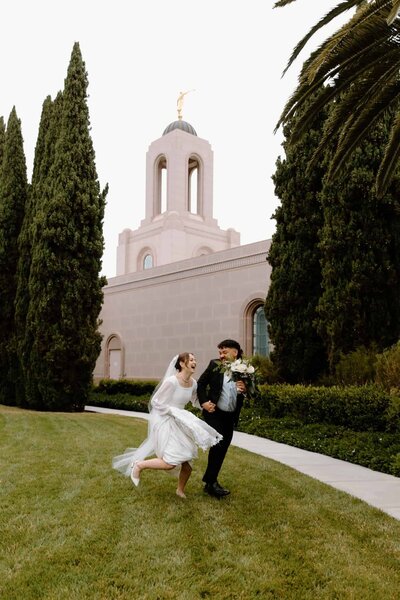 A wedding at the temple in Newport Beach, California.