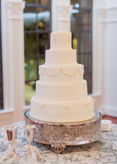 Wedding cake at The Florentine in Birmingham, AL