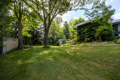 2640 Prestonvale yard (7)