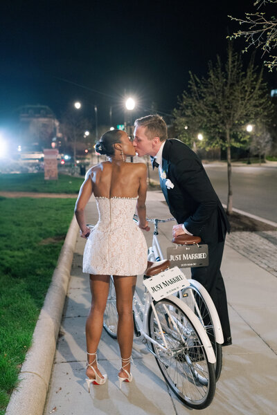 annemariedeale_washingtonian_AH-116