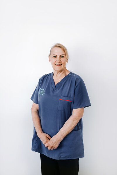 Julie-Ann Shyhov - dental assistant