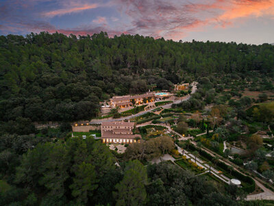Almond Valley 16