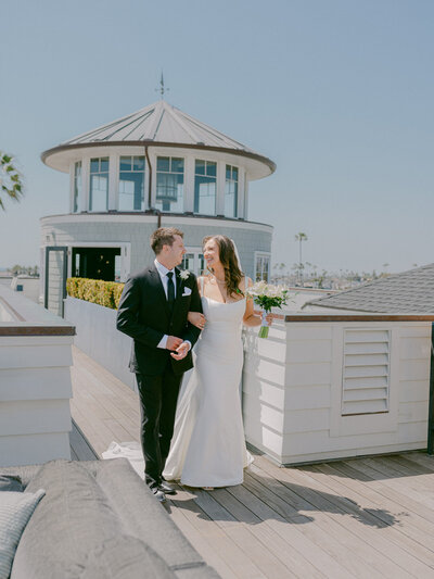 Romantic Mid-Century Coastal Beach Luxury Destination Wedding Newport Beach, Orange County California Michael Asmussen Luxury Destination Wedding Photographer