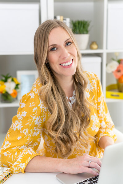 Headshot of Serena Waller