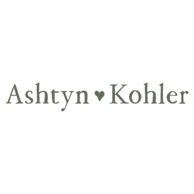 Ashtyn Kohler Photography specializes in newborn and family photography in Olympia, Washington, and surrounding areas. 