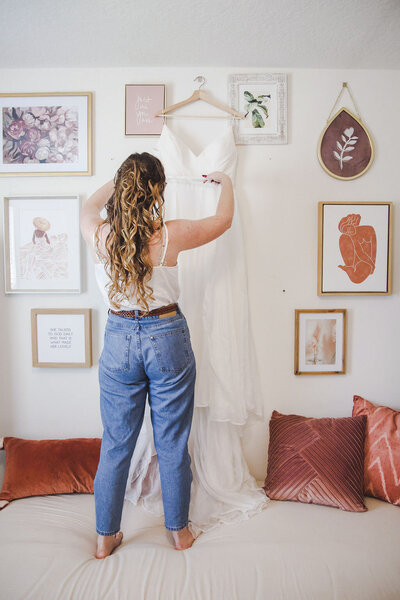 HundredsofMoments-EmilyArsenault-NickFanelli-Bride211113-001-6597