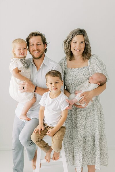 newborn photographer in lancaster, pa serving lititz, denver, exton, king of prussia, and ephrata pennsylvania