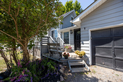 79 Townline entry (1)