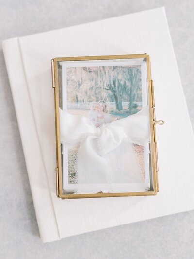 cream-album-with-gold-print-box