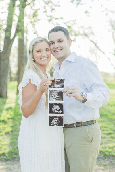 The Schmidt Family | Madison, Mississippi Baby Announcement Photos