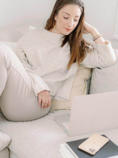 Magi Fisher - The Artists Lawyer - Shop Launch45