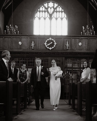 photo of bride and groom at wedding at le belvedere near ottawa