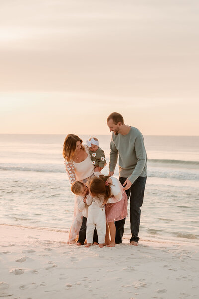 Navarre-beach-wedding-photographer-elopement-photographer-micro-wedding-pensacola-beach-family-photographer