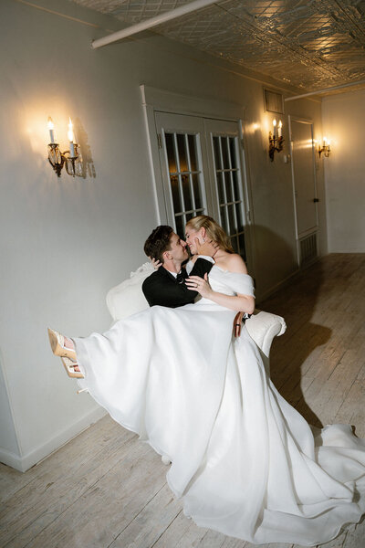 NWA-Garden-Party-Wedding-at-Osage-House-2