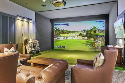 Indoor golf club located in Arizona