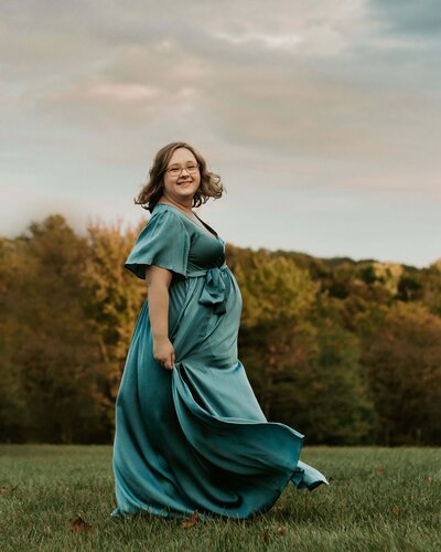 Maternity session shot outdoors at Allegheny Observatory  in Pittsburgh