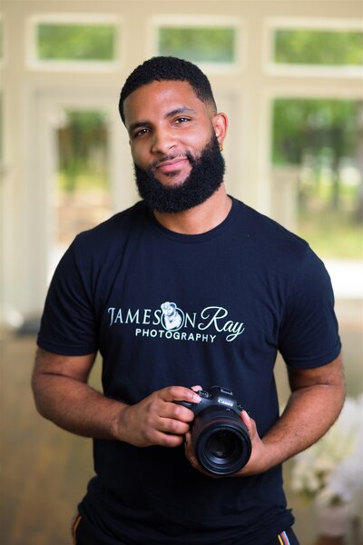 Picture of Dallas wedding  photographer Jameson Ray at Lonestar Mansion, Jameson Ray Photography