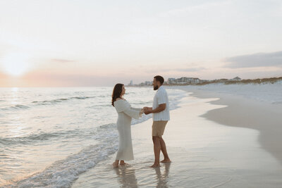 Beach maternity photo