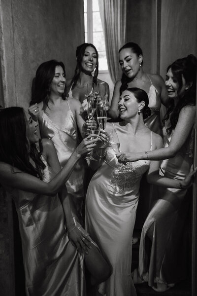 cheers-bride-with-bridesmaids-keli-photography-new-england-weddings-hudson-valley-weddings