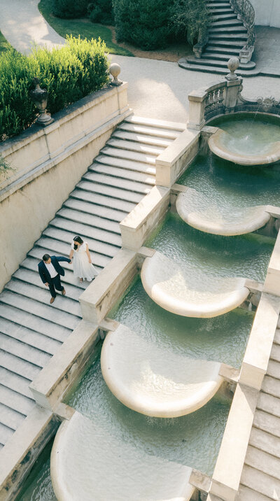 Man kissing woman in front of  skyline