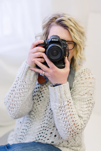 Nestled in the heart of downtown Bismarck, Nicole shows you a side of her that comes out during a photoshoot with her.