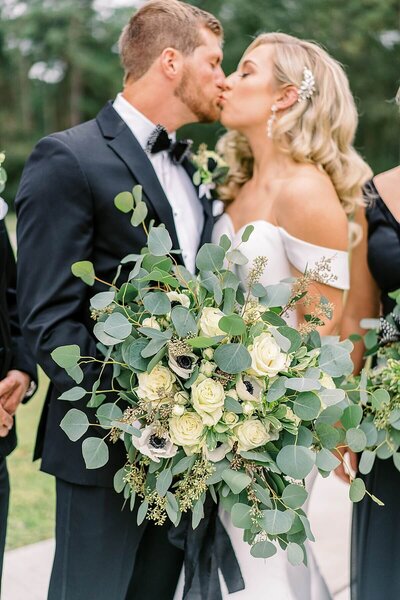 Black Tie Wedding at The Annex Wedding Venue in Houston Area photographed by Alicia Yarrish Photography