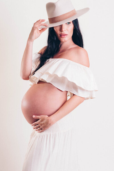 Maternity portrait boho style