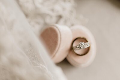 Virginia-Field-Mountain-Venue-Photographer-Wedding-Staunton-Best-Mountain-Sunset-Estate-Florist-Five-Star-Published-41