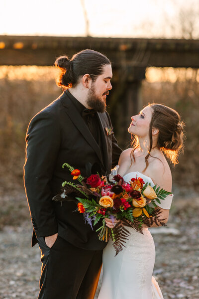 bride and groom photos at Hidden Meadows Snohomish Joanna Monger Photography