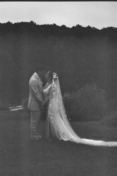 film documentary style wedding photography