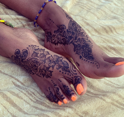 henna feet2