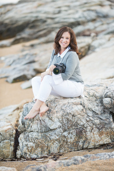 Jennifer Bechard Photography, Maine Equine Photographer posed with her camera at Reid State Park, Georgetown, Maine