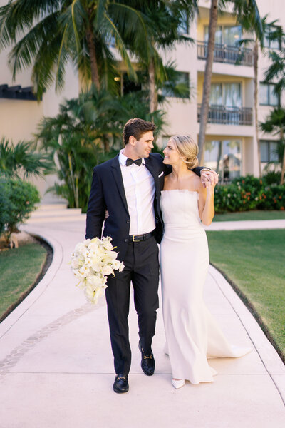 Wedding guests watch ceremony at Glen Foerd Estate in Philadelphia, PA