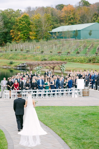 father-daughter-walk-aisle-bear-brook-valley-wedding