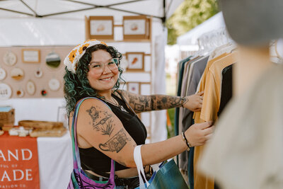 Eastern Iowa's Hippest Vintage and Handmade Market. Shop handmade artisan goods, score some amazing vintage, shop our on-trend mobile boutiques, eat from our delicious food trucks and listen to local live music.