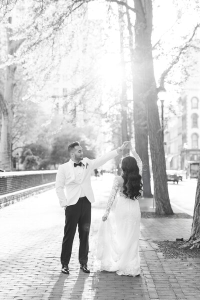 elegant-bw-portraits-down-town-club