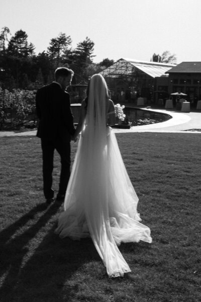 Documentary Utah photographer La Caille Wedding Venue