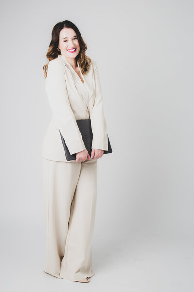 Zoe Barnett freelance  copywriter
